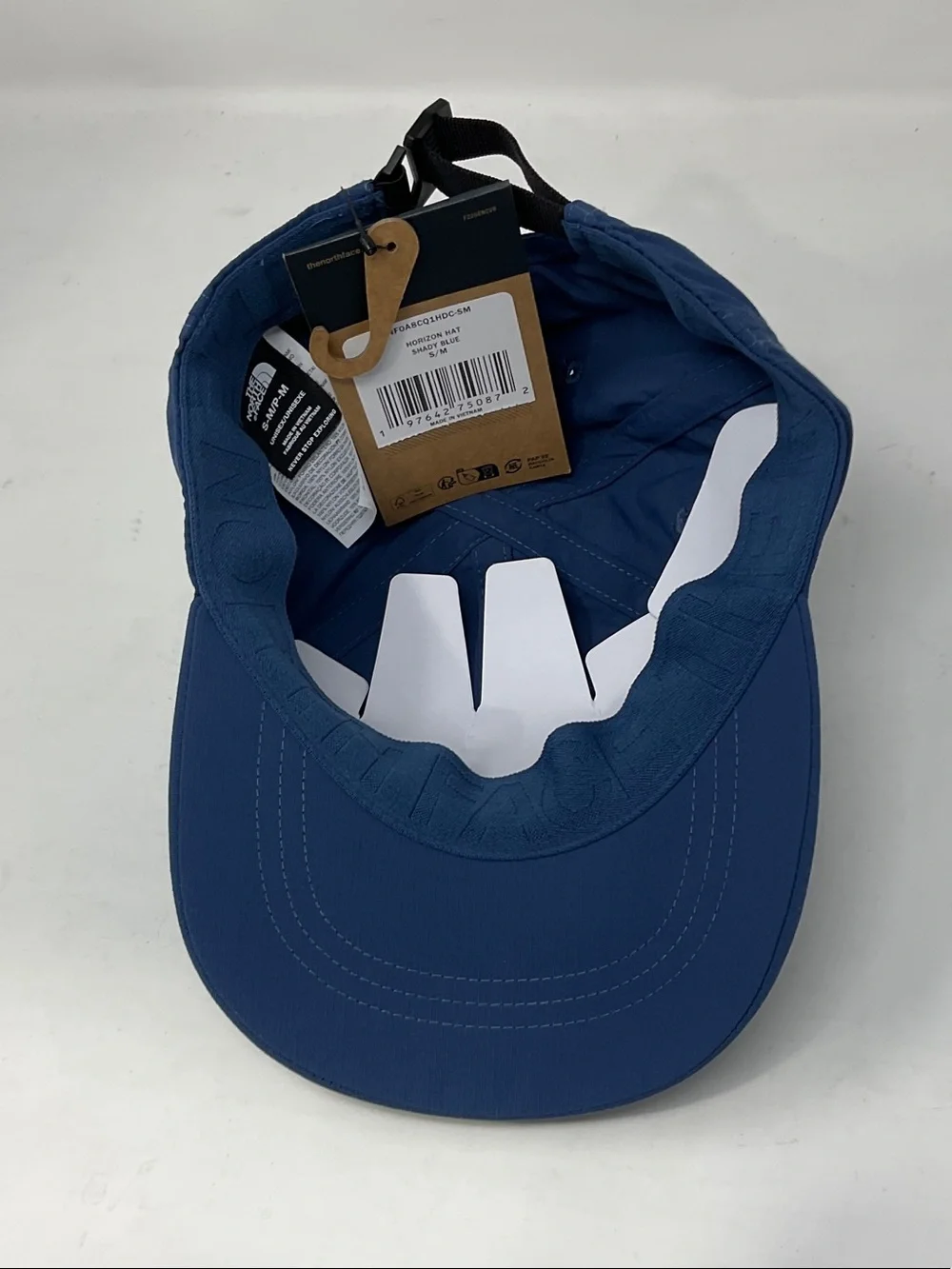 The North Face Men’s Navy Blue 5-Panel Lightweight Cap